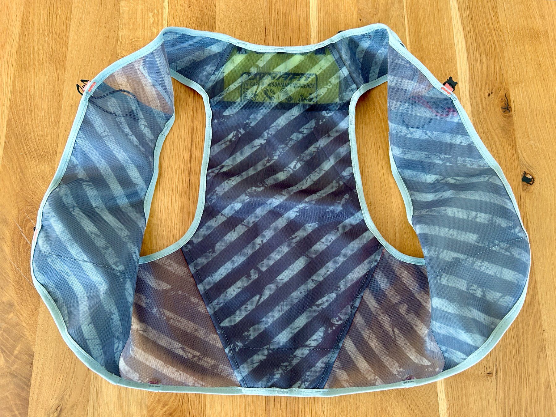 Dynafit Zaini: Dynafit Trail 6 Trailrunningrucksack & Stockhalter – Usato da Wangen b. Olten venduto da Wing_081 3
