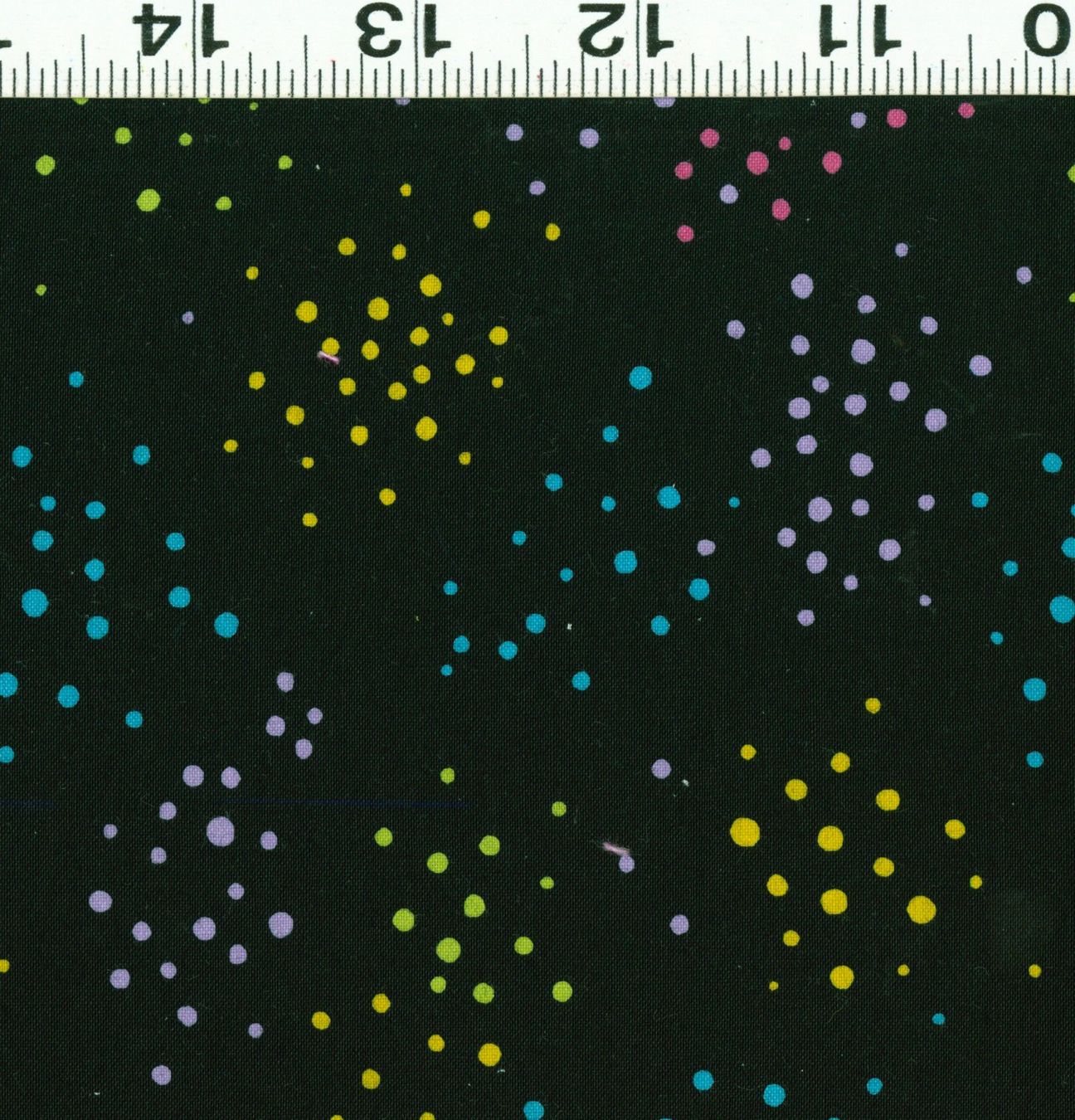 Tessuti: Laurel Burch Basic Color Dot Stoff fabric – Nuovo (secondo la descrizione) da Langenthal venduto da flowersNbirds 1