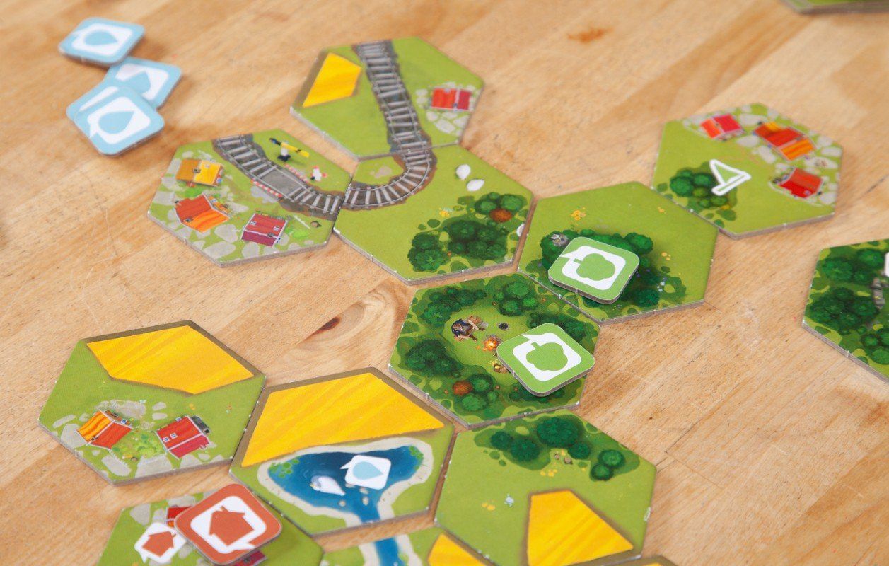 Pegasus Spiele Giochi: Spiel Dorfromantik – Nuovo e nell'imballaggio originale da Uster venduto da Ludit 2