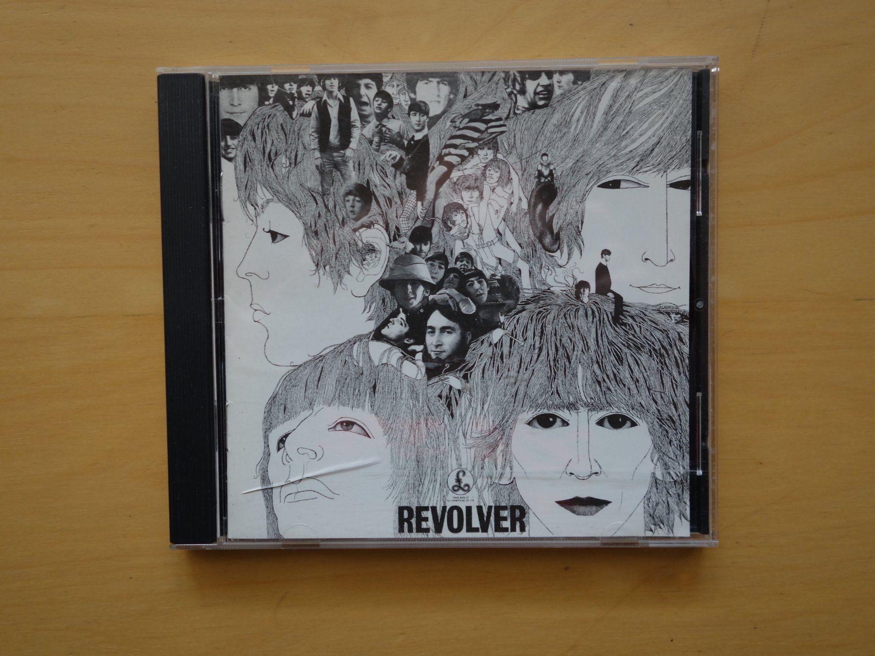 CD: The Beatles - Revolver – Usato da Romainmôtier venduto da Oaxaca9