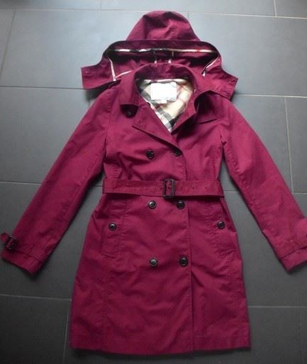 Burberry Giacche & Cappotti: Trench Coat  Burberry  - 12A – Usato da Collonges venduto da Auganien