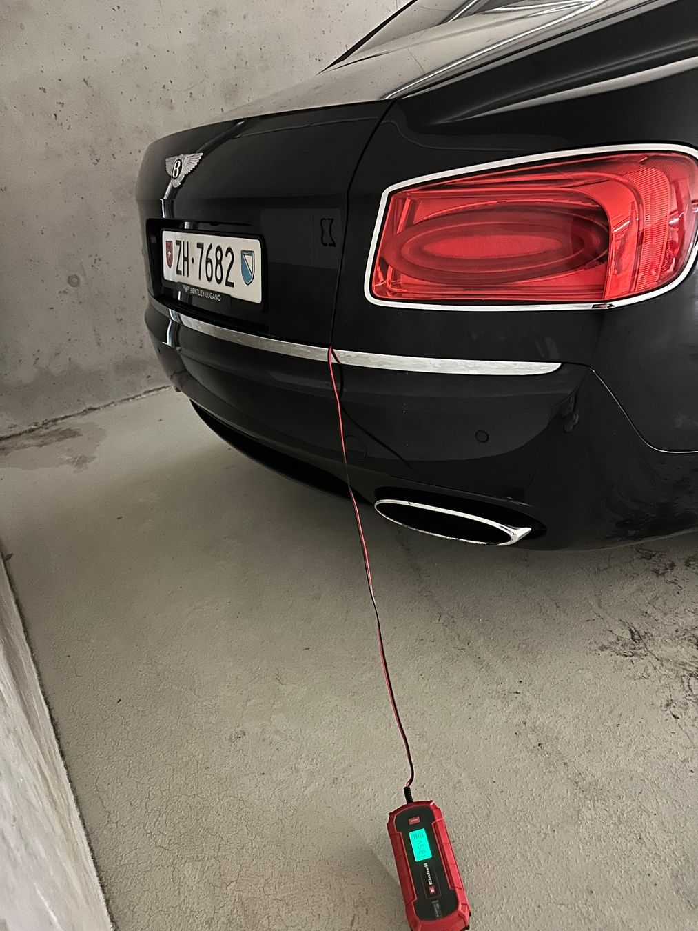 Bentley Automobili: Bentley Flying Spur – Usato da Zollikon venduto da Famaventures 3