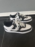 Nike Court Vision Low schwarz weiss Grösse 40 neuwertig