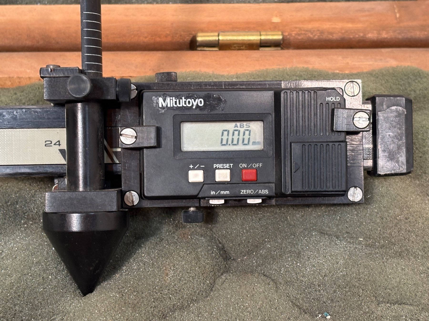 Mitutoyo Misurare: Spezial Mitutoyo Messschieber, Loch, Digital, GL: ca. 79cm – Usato da Winterthur venduto da ReUse_Baumarkt 4