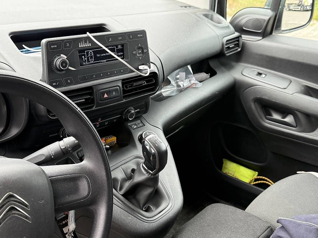 Veicoli commerciali: Citroen Berlingo – Usato da Schliern b.Köniz venduto da rafal32 2