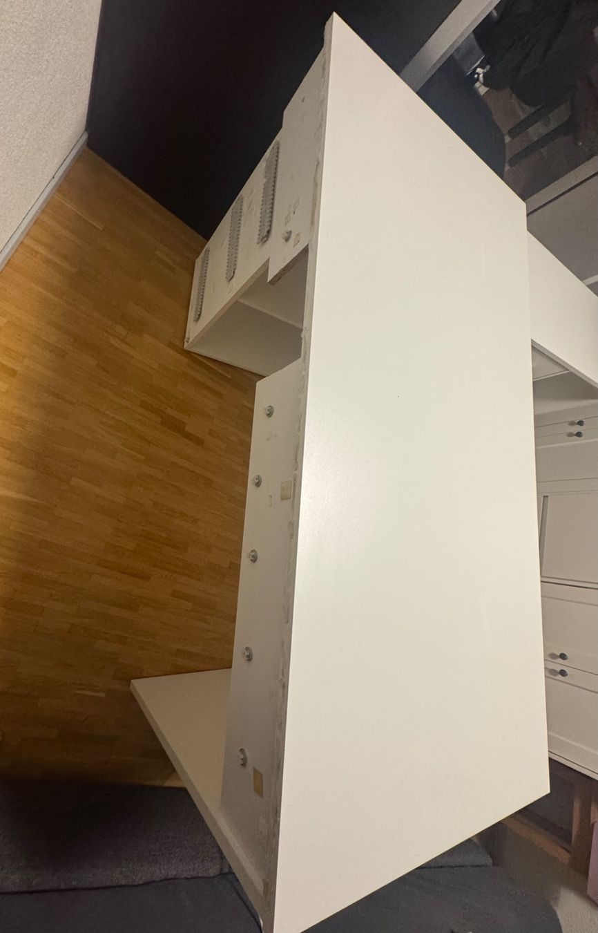 Scrivanie: Eckschreibtisch weiss mit Regal-Element – Usato da Kloten venduto da fet_vl82 9