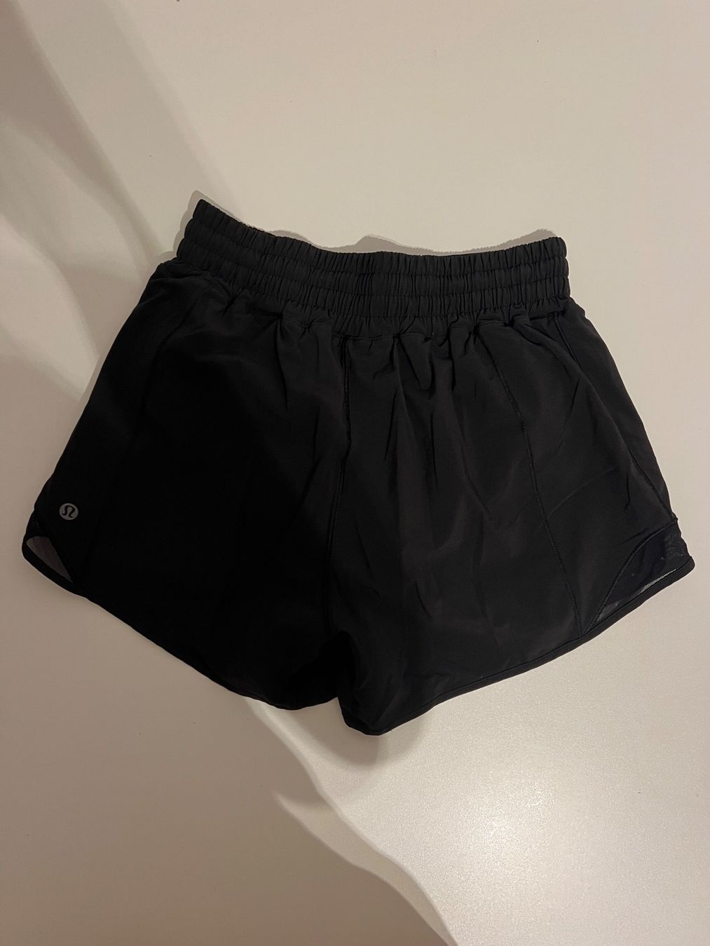 Lululemon Hosen: Lululemon Laufshorts – Gebraucht aus Erlenbach von paulina.rad 2