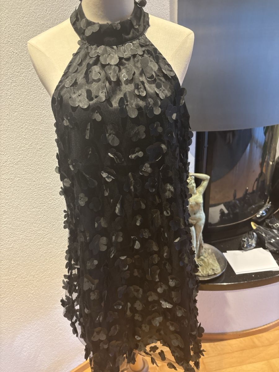 Kleider: Cooles Party Kleid Gr M-L – Neu (gemäss Beschreibung) aus Embrach von Dmoney