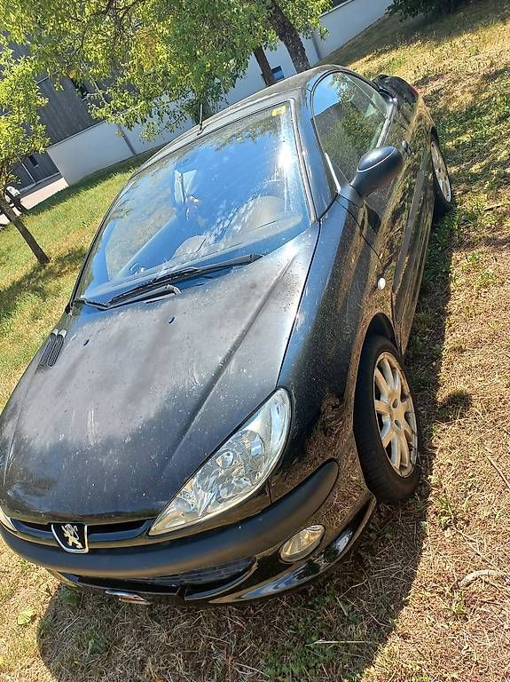 Autos: A vendre  – D'occasion à Boécourt par Cocole2910