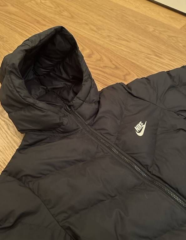 Giacche & Cappotti: Nike Jacke, top Zustand  – Usato da Hittnau venduto da ant_s5mh 1
