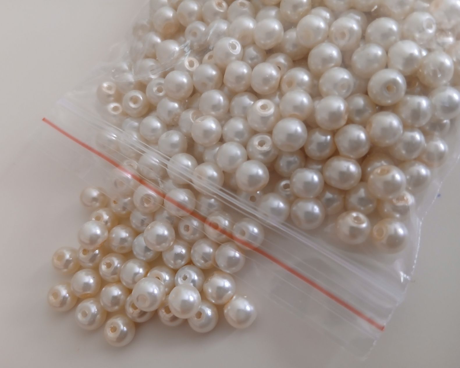 Perle (finte): Glasperlen zum Schmuck basteln  – Nuovo (secondo la descrizione) da Stansstad venduto da mikamo