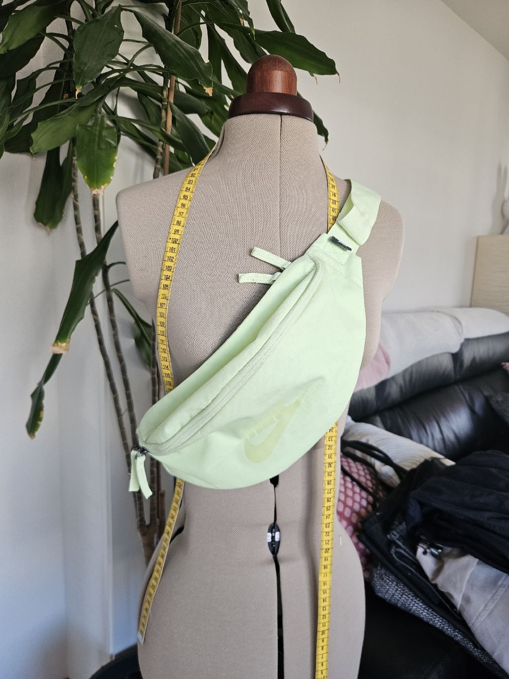 Nike Borse: Sac banane Nike vert clair – Usato da Lausanne venduto da magic_roro