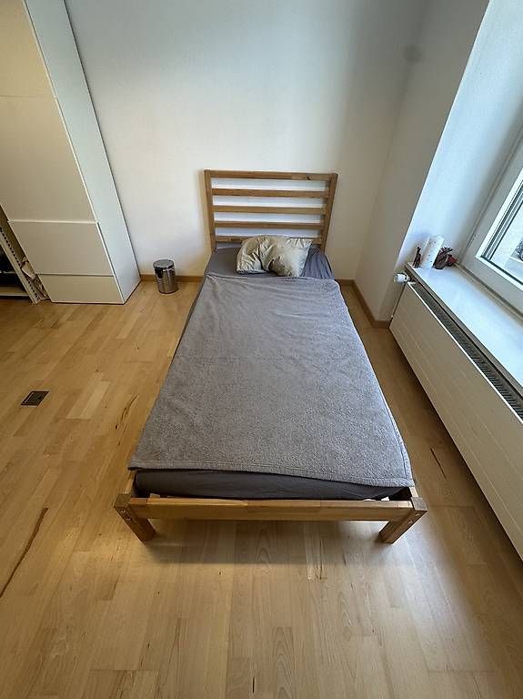 Ikea Letti: Ikea Bett ohne Matratze – Usato da Luzern venduto da tom_zzfx 1