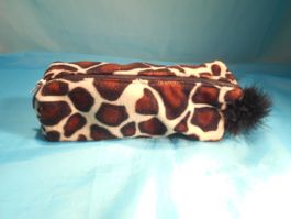 Griffeletui aussen Giraffe, innen: Zebra