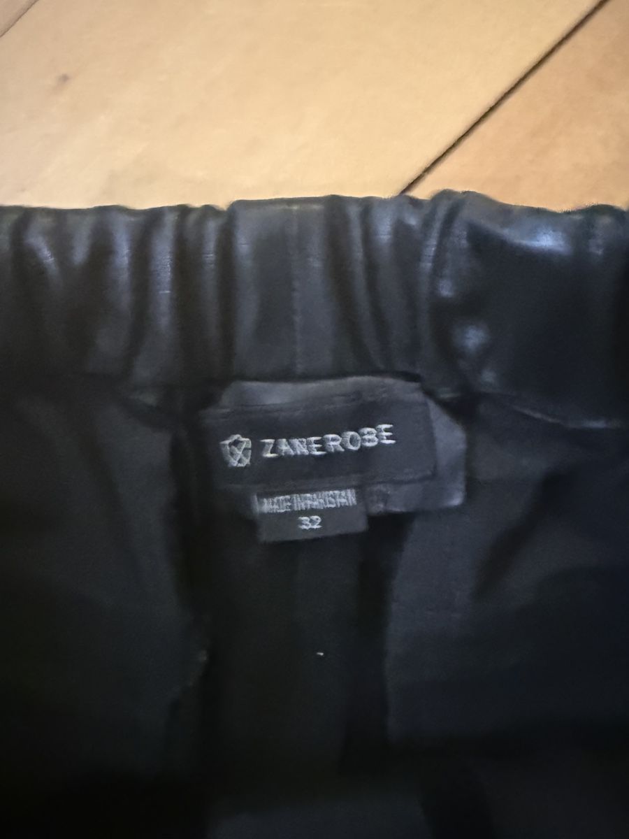 Pantaloni: Zanerobe Pants Size 32 Black Leather Joggers – Usato da Zürich venduto da kuengka 1