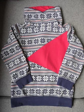Hoi die 122, handmade