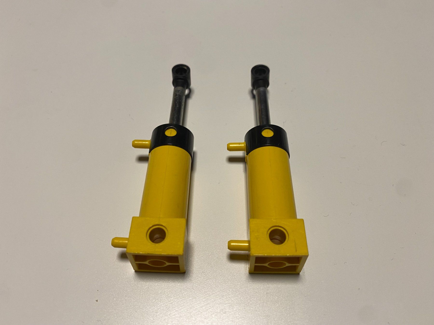 Lego Giocattoli: LEGO - TECHNIK - PNEUMATIK - ZYLINDER – Usato da Gelterkinden venduto da ajdt4