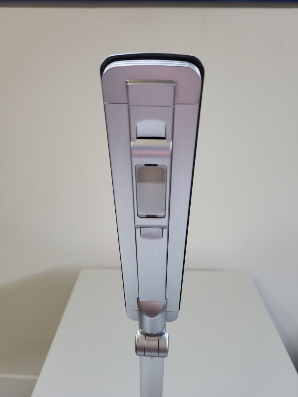 Philips Lampade: Philips EyeCare Blade Schreibtischleuchte LED – Usato da Brügg BE venduto da POU-BELLE 5