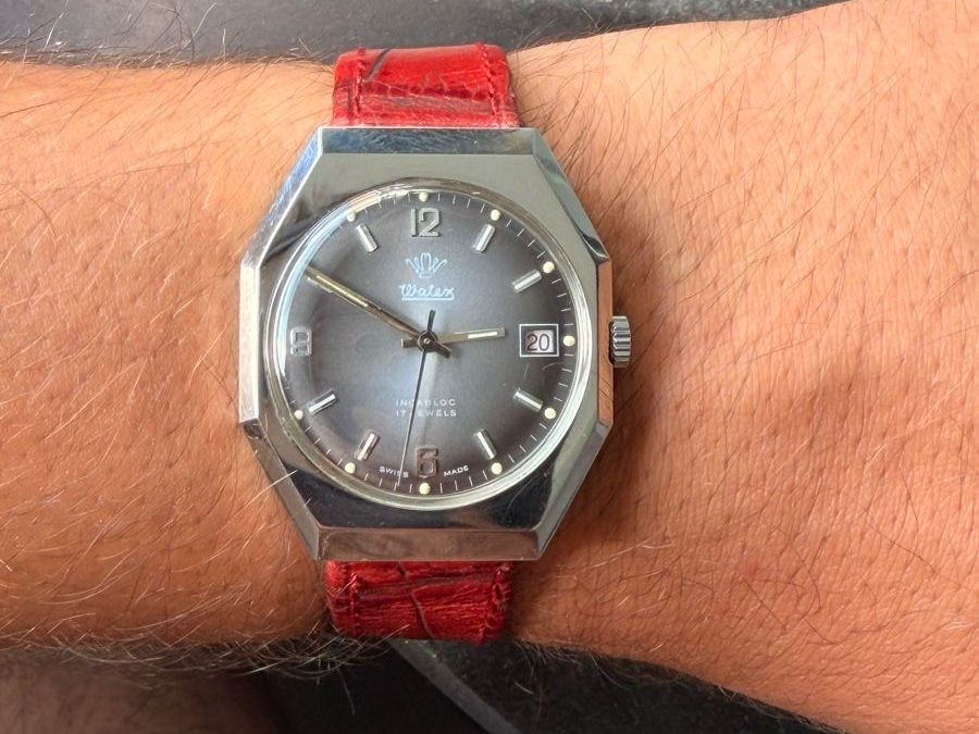 Omega Montres: Watex hexagonal great condition SERVICED – Neuf (Voir description) à Nyon par Old_time 1