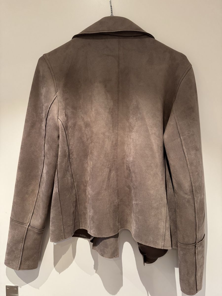 Vestes: Jacke in Wildlederoptik, Grösse 40 – D'occasion à Urtenen-Schönbühl par Lalablue 2