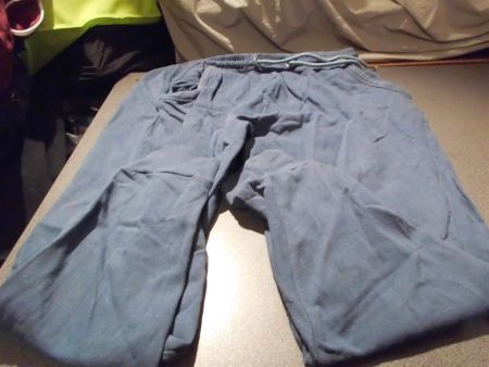 Trainerhose Grösse M, Chicorée, blau