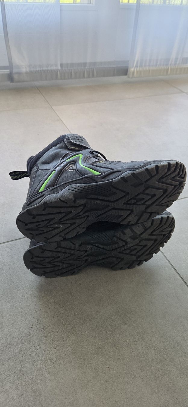 Scarpe per ragazzi: Winterschuhe DEItex Grösse 36 – Usato da Hausen am Albis venduto da Bruceundnemo 3