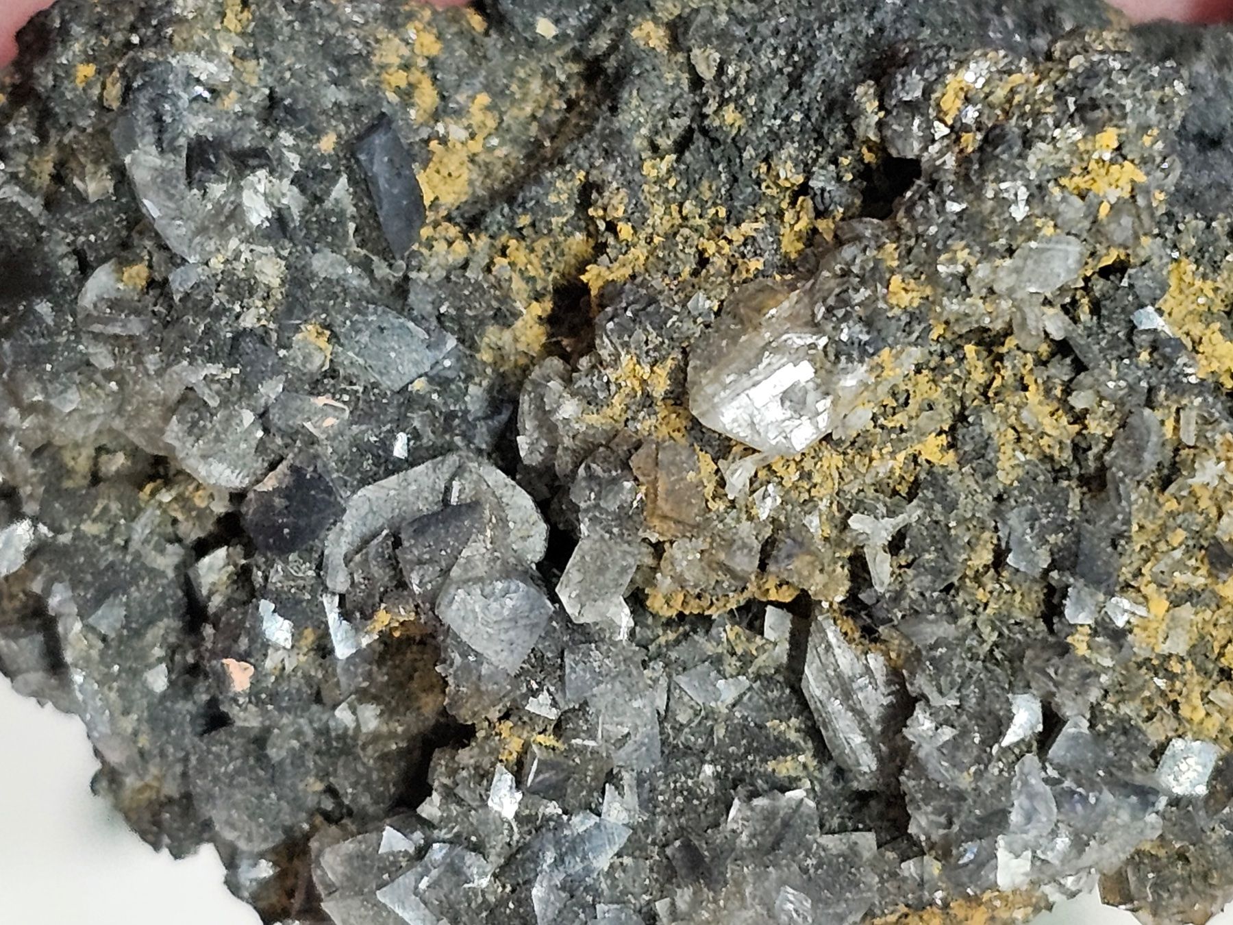 Minerali & Pietre curative: Anglesite and Cerrusite  on Galena Tsumeb Mine Namibia – Usato da Figino venduto da panshop 5