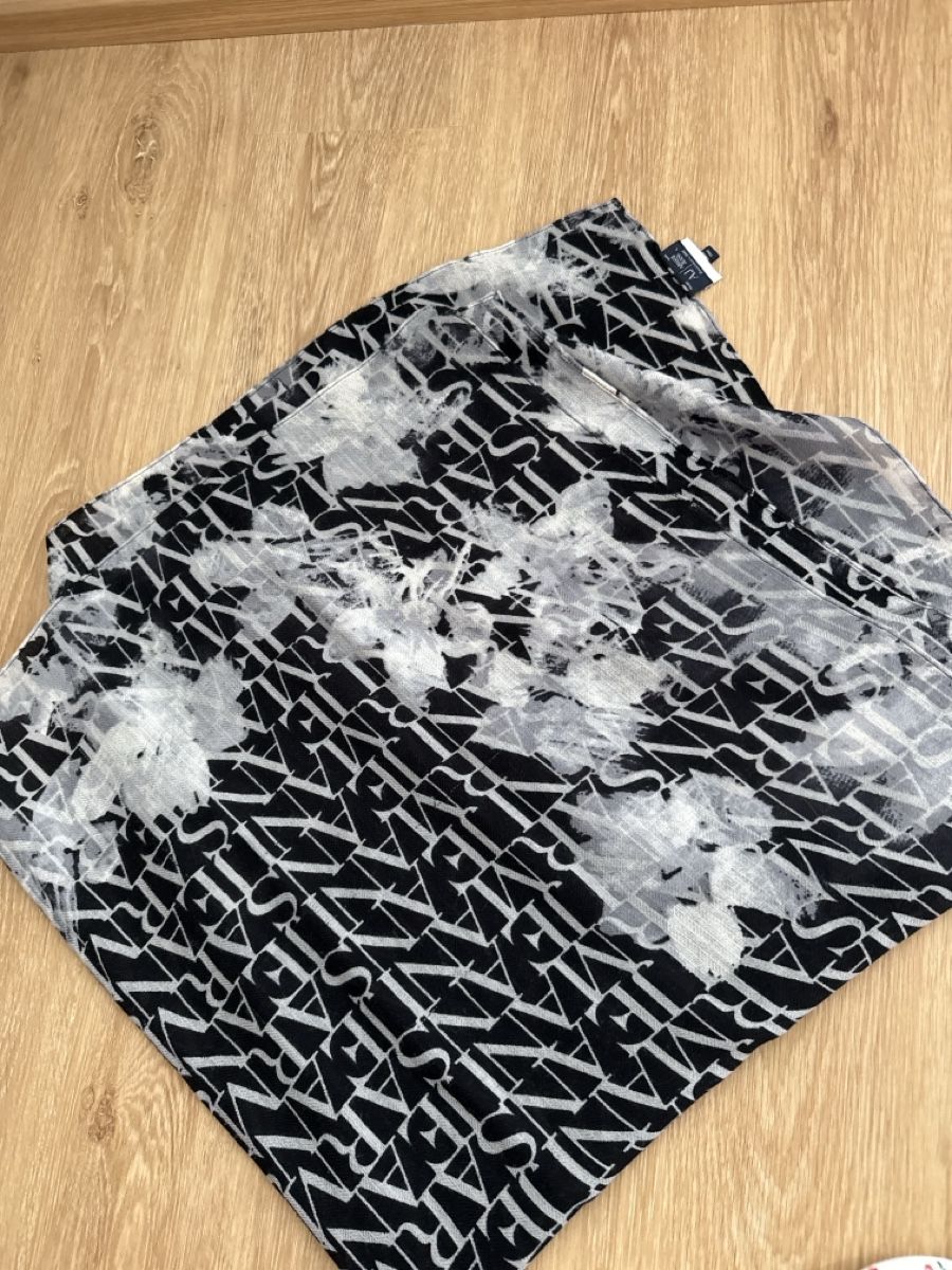 Armani Foulards, Tücher & Schals: Tuch – Neu und originalverpackt aus Glis von slavkomajic