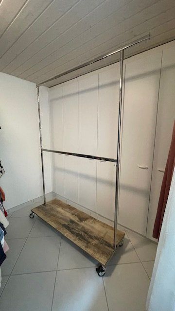 Altro in Decorazioni & Accessori: Kleiderständer Metall rollbar – Nuovo (secondo la descrizione) da Kleinlützel venduto da Barbies_Boutique