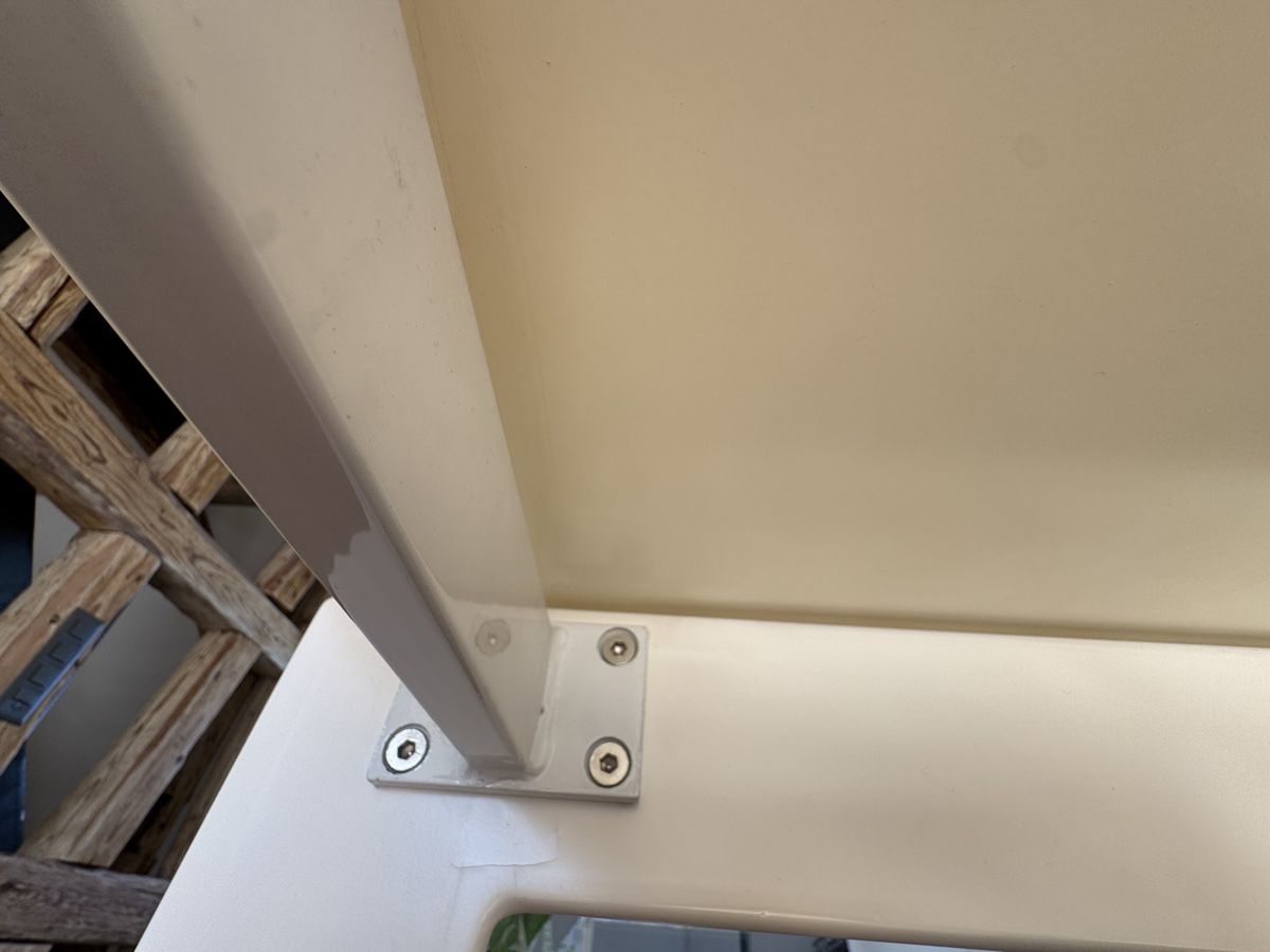 Tische: Esstisch weiss mit Glasplatte – Gebraucht aus Goldach von and_8hnn 3