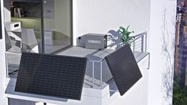Balkonkraftwerk 810/600 Mit 2,2 KwH Marstek Speicher NEUWARE