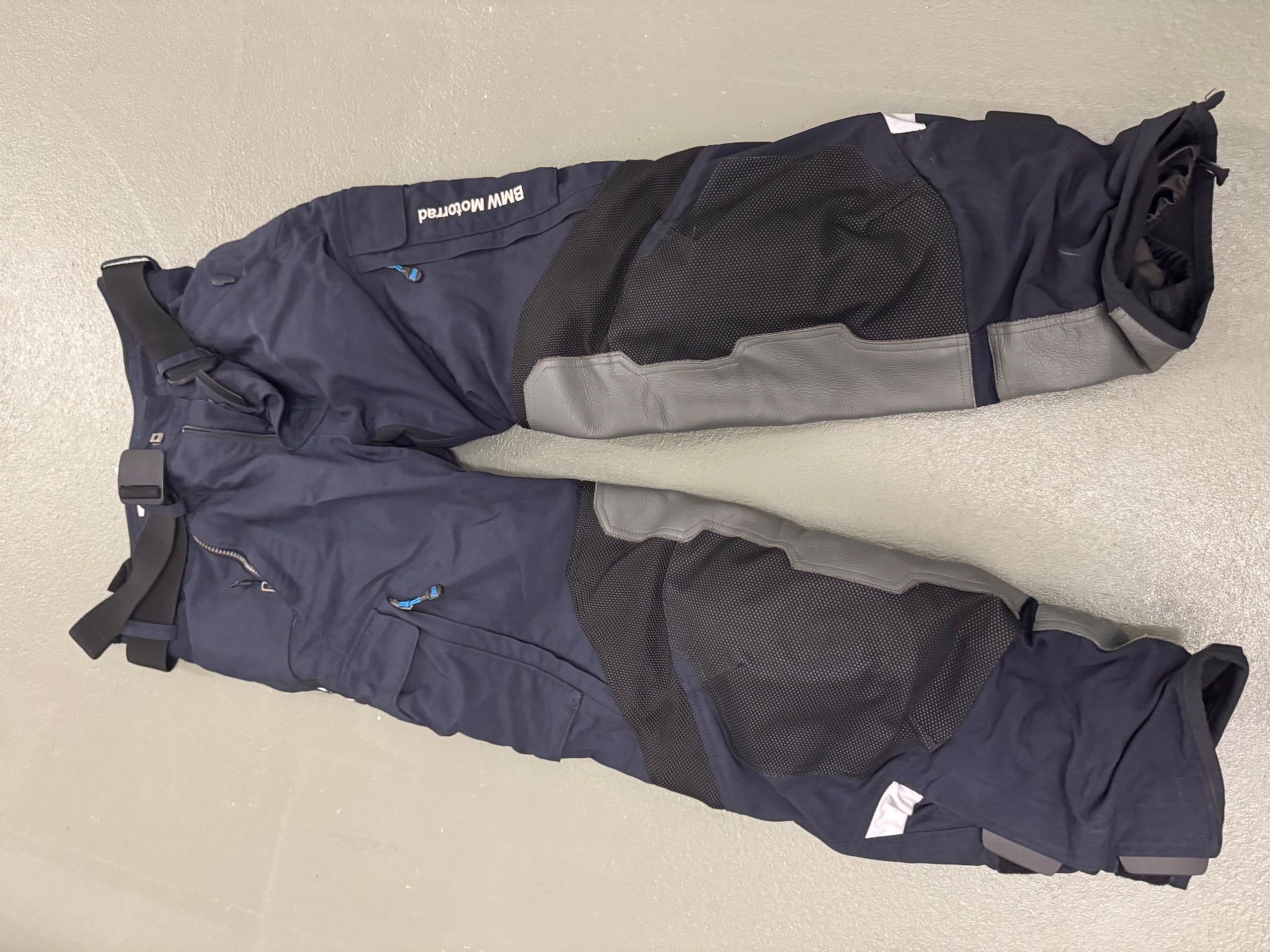 BMW Pantaloni: Pantalon BMW moto Rally – Usato da Wollerau venduto da vir_9l5c