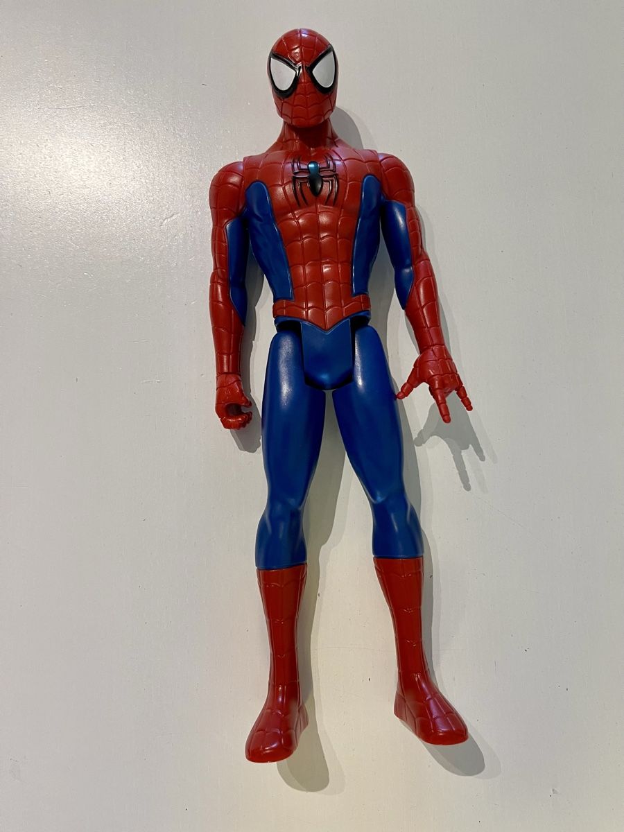 Marvel Spielzeuge: Spiderman Action Figur – Gebraucht aus Zürich von jmg_8005