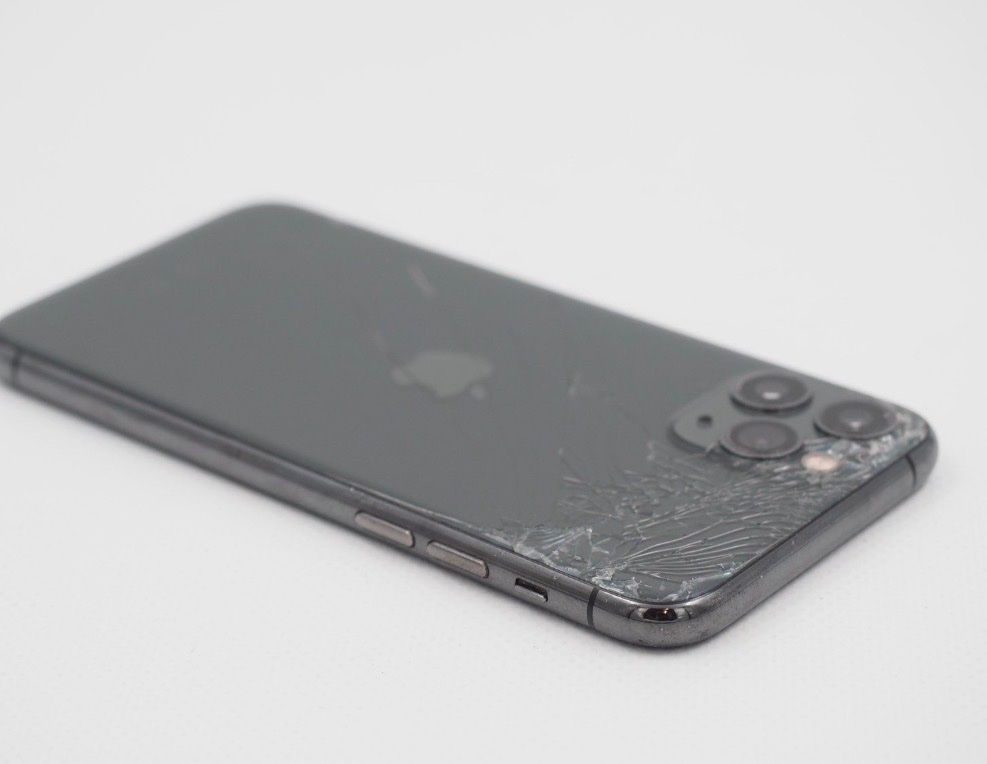Apple Handys / Smartphones: APPLE iPhone 11 Pro iCloud gesperrt – Defekt aus Luzern von Waince786 7