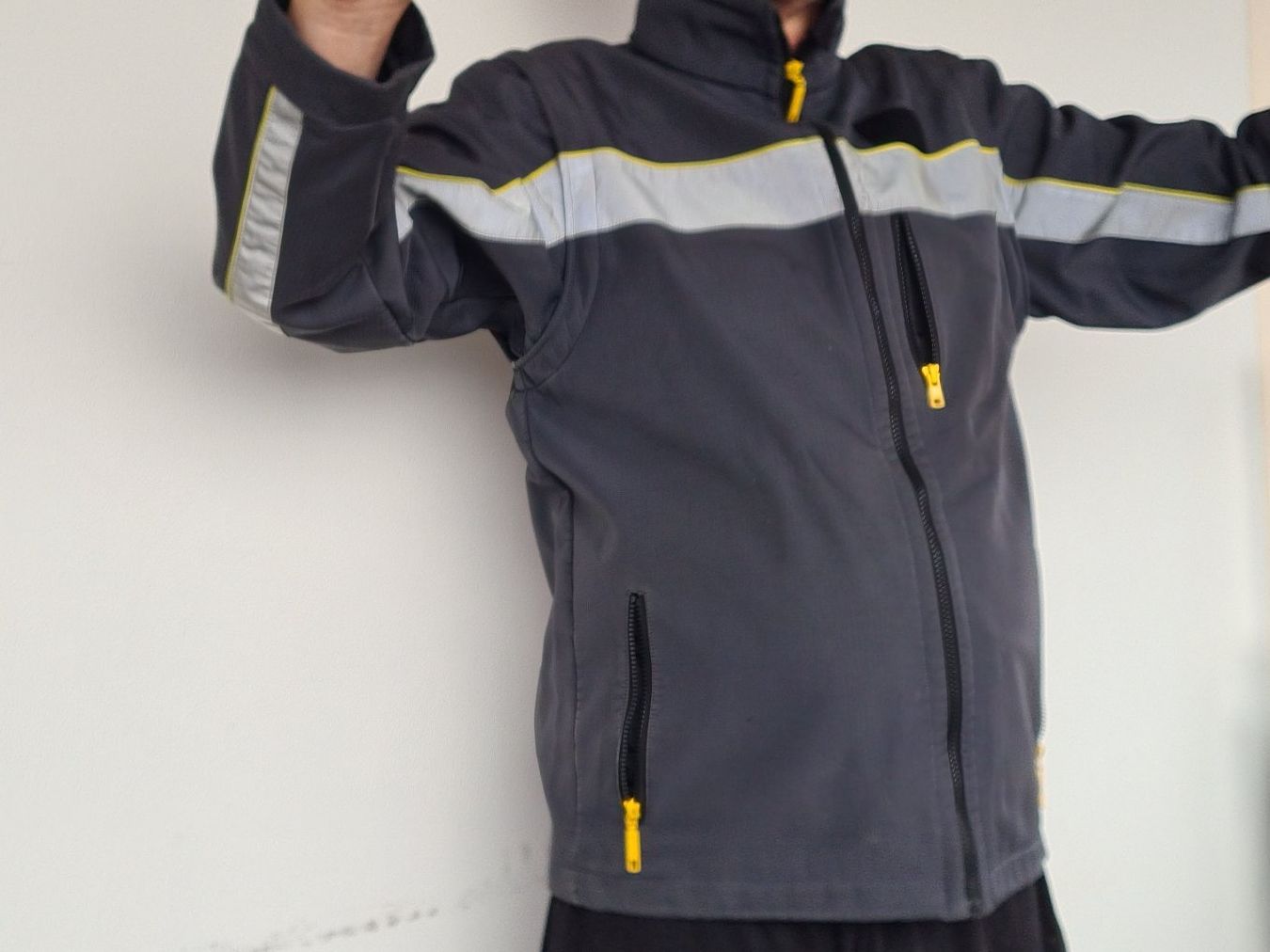 Gilet & Giacche: Jacker oder Gilet - Ärmel abnehmbar Original Post 46 - 48 – Usato da Aldesago venduto da ant_zk5q 2