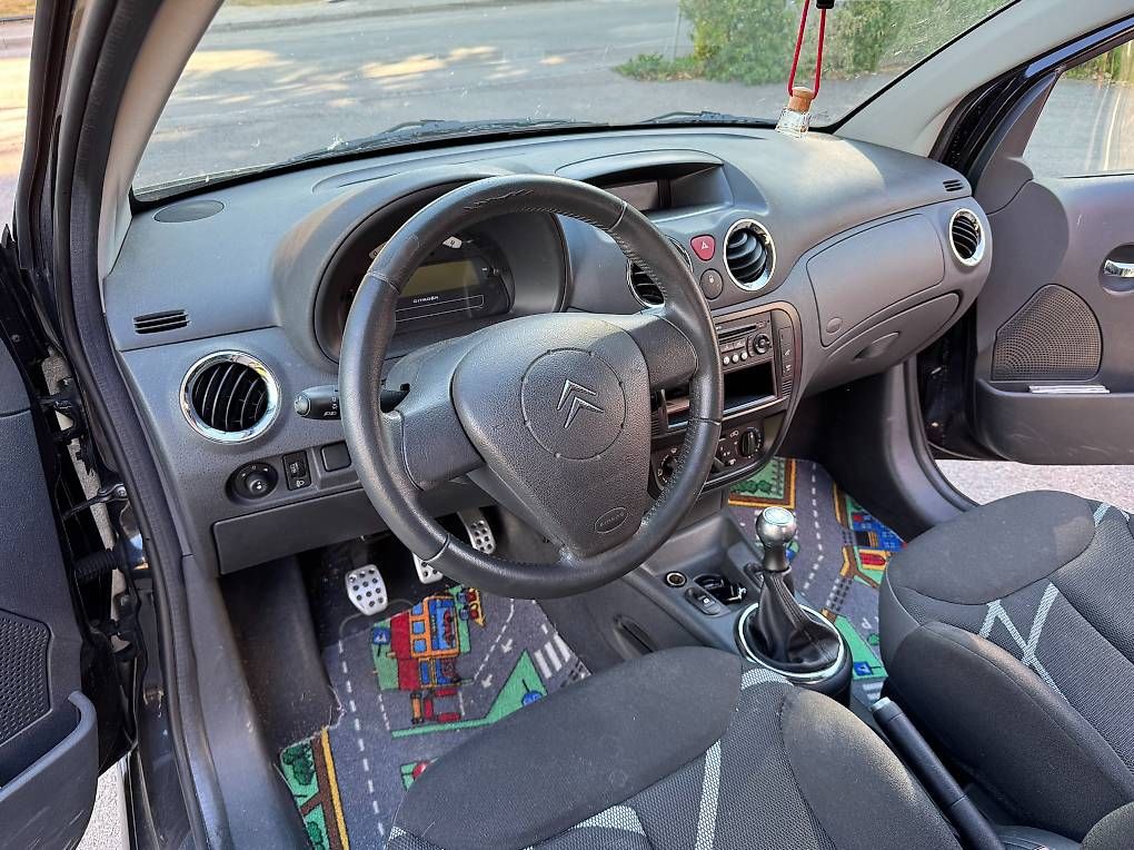 Autos: Citroën c2 VTS 1,6 16V noir – D'occasion à Geneveys-Coffrane par jon_n5qd 2