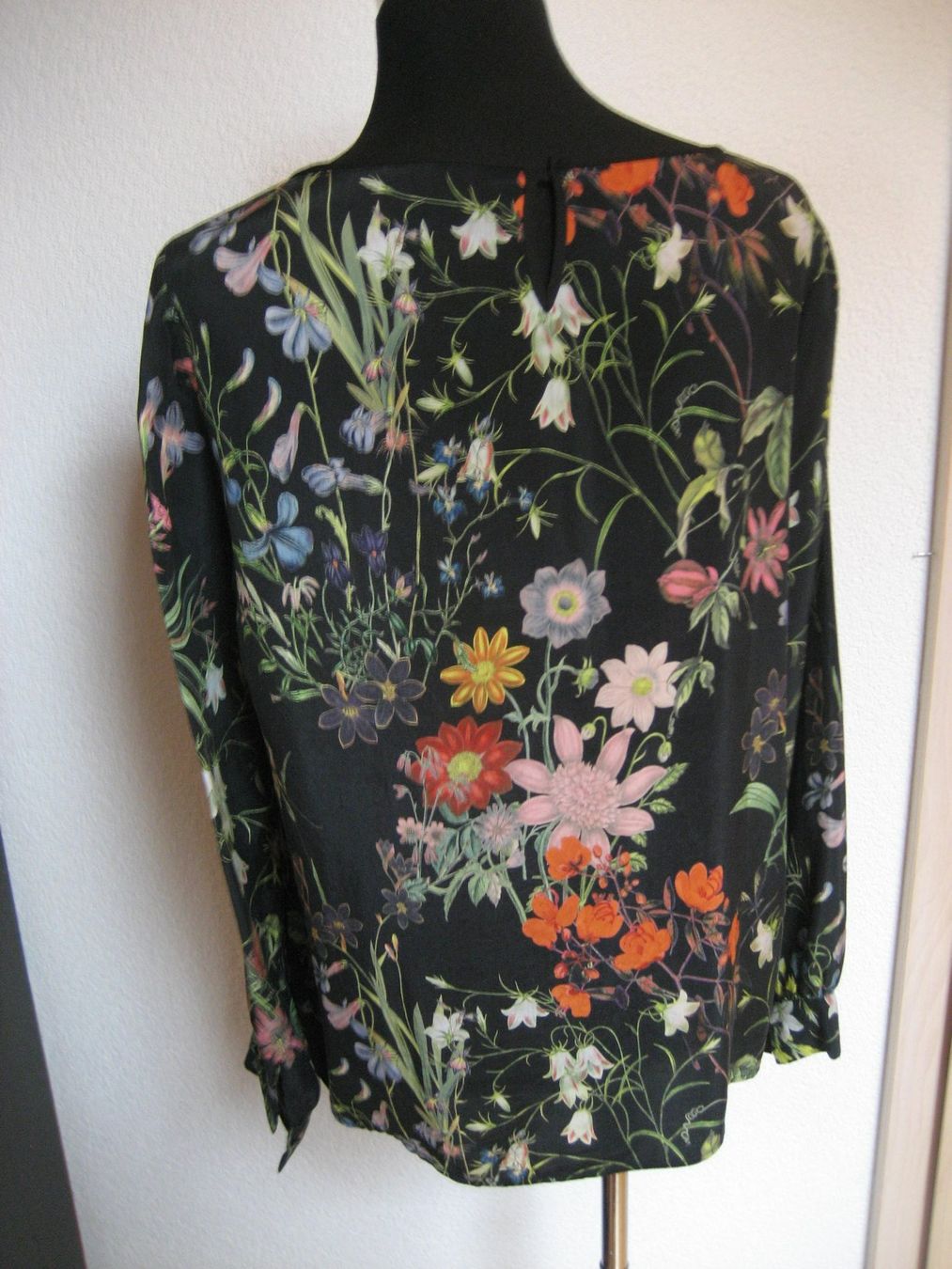 Marc O'Polo Camicette: Blouse en cupro Marc O'Polo taille 40 – Usato da Delémont venduto da marryb 3