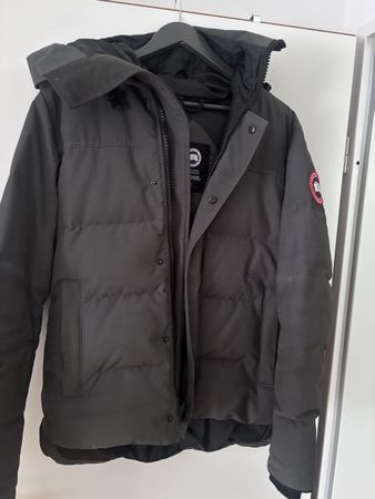 Canada Goose Daunenjacke grau Grösse S guter Zustand