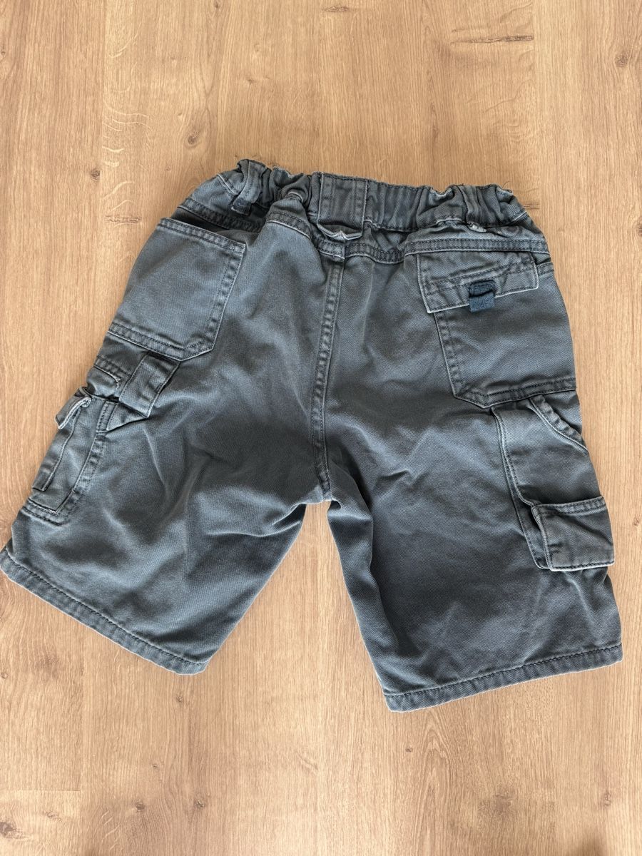 Sherpa Pantaloni: Kinder-Shorts, Grösse 134-140 – Usato da Oftringen venduto da kar_y2tf 1