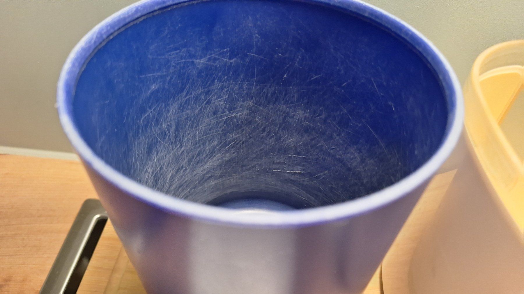 Tupperware Behälter & Ähnliches: 3 Vintage Tupperware Behälter, weiss /blau – Gebraucht aus Arlesheim von shopradl 4