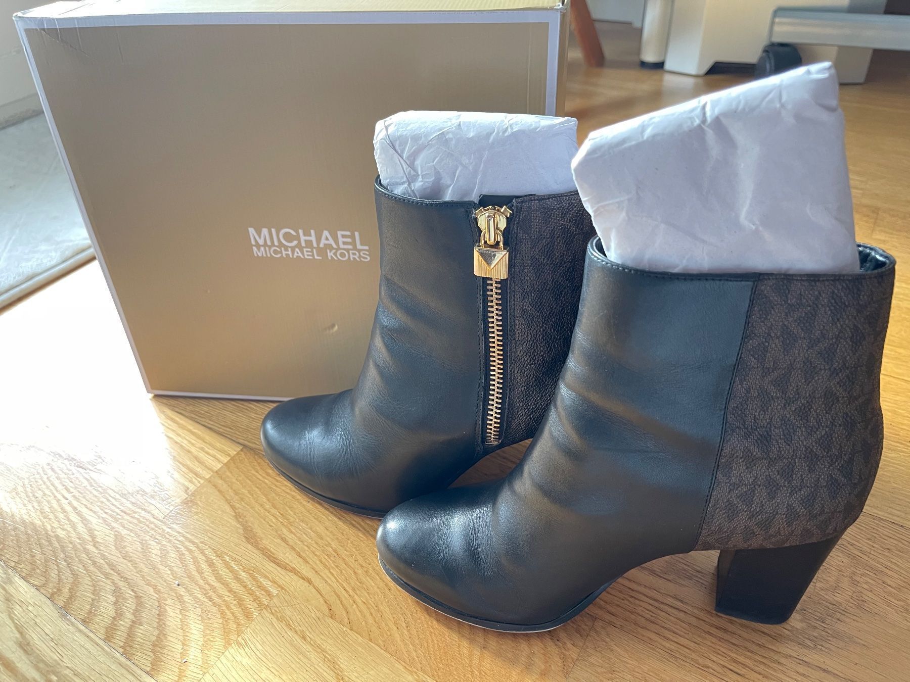 Michael Kors Damenschuhe: Michael Kors Boots 37,5 – Gebraucht aus Zürich von Bybyana 4