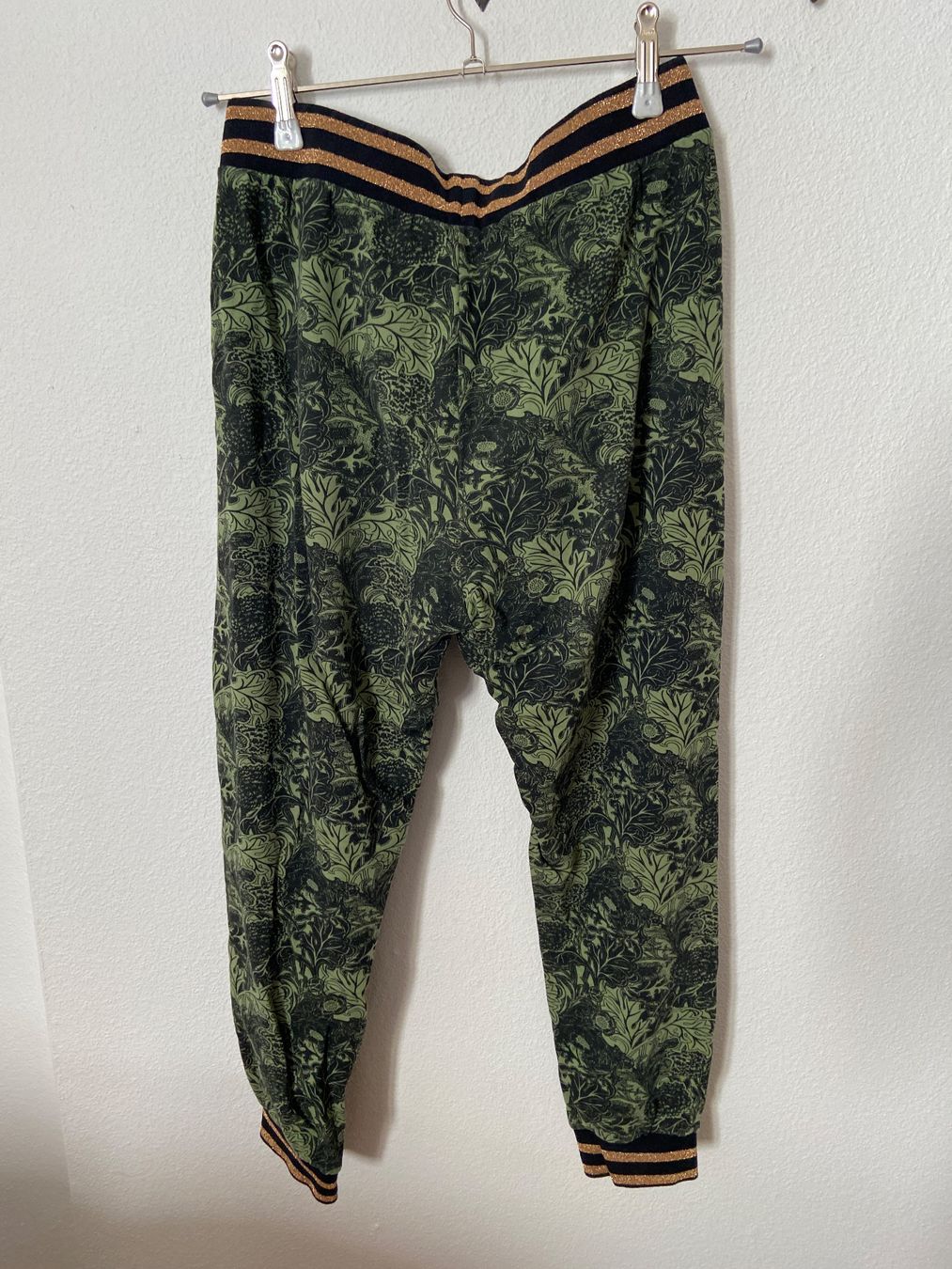 Pantaloni: Pantalon DESIGUAL type jogging – Usato da Cully venduto da FranVey 2