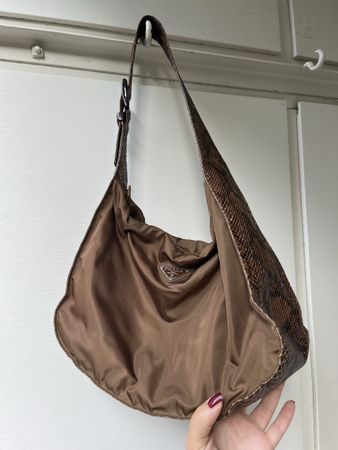 Prada Python Schultertasche