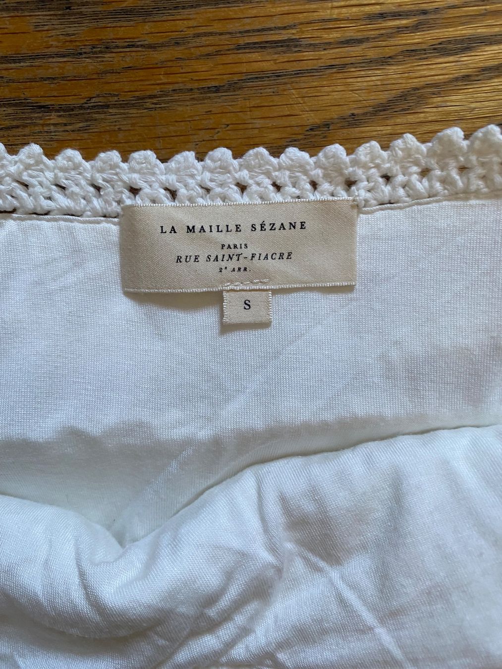 Sezane Robes: Robe Tiara de Sezane en taille S – Neuf avec emballage d'origine à Hermance par joe_td6n 3
