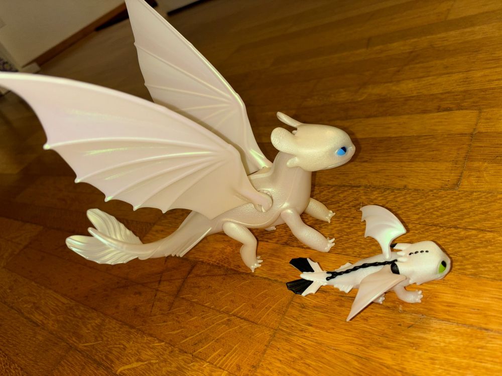 Playmobil Dragons Ohnezahn Tagschatten mit Baby (Gebraucht) in ...