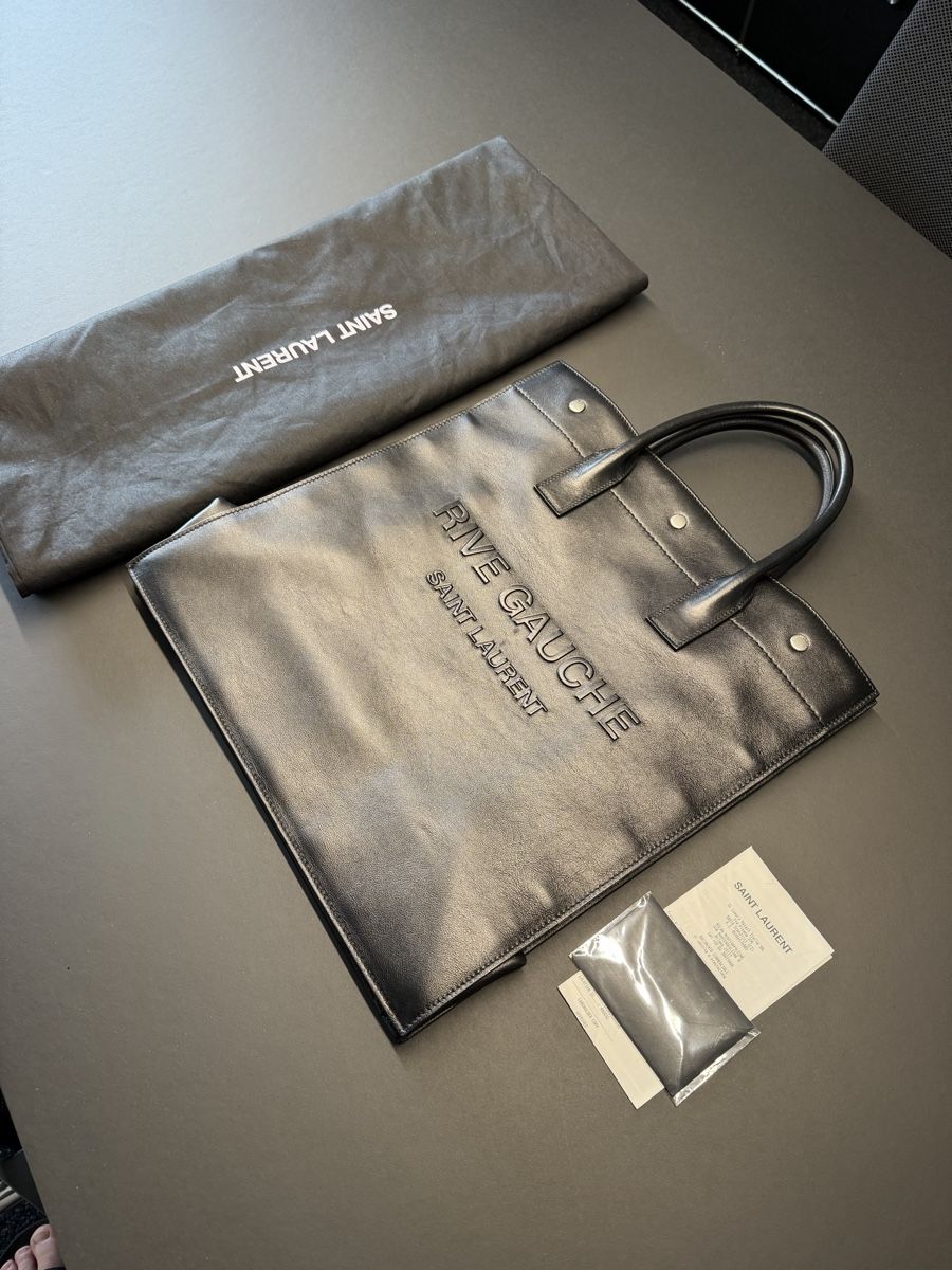 Saint Laurent Borse: Saint Laurent Leder Tasche – Usato da Zürich venduto da T_Lot 5