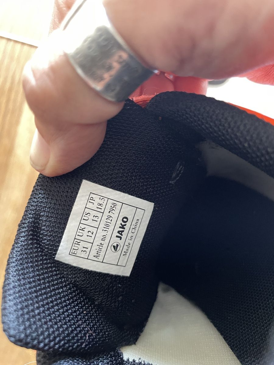Jako Schuhe für Jungen: Hallenturnschuhe Gr.31 – Gebraucht aus Breitenbach von oli_hm96 3