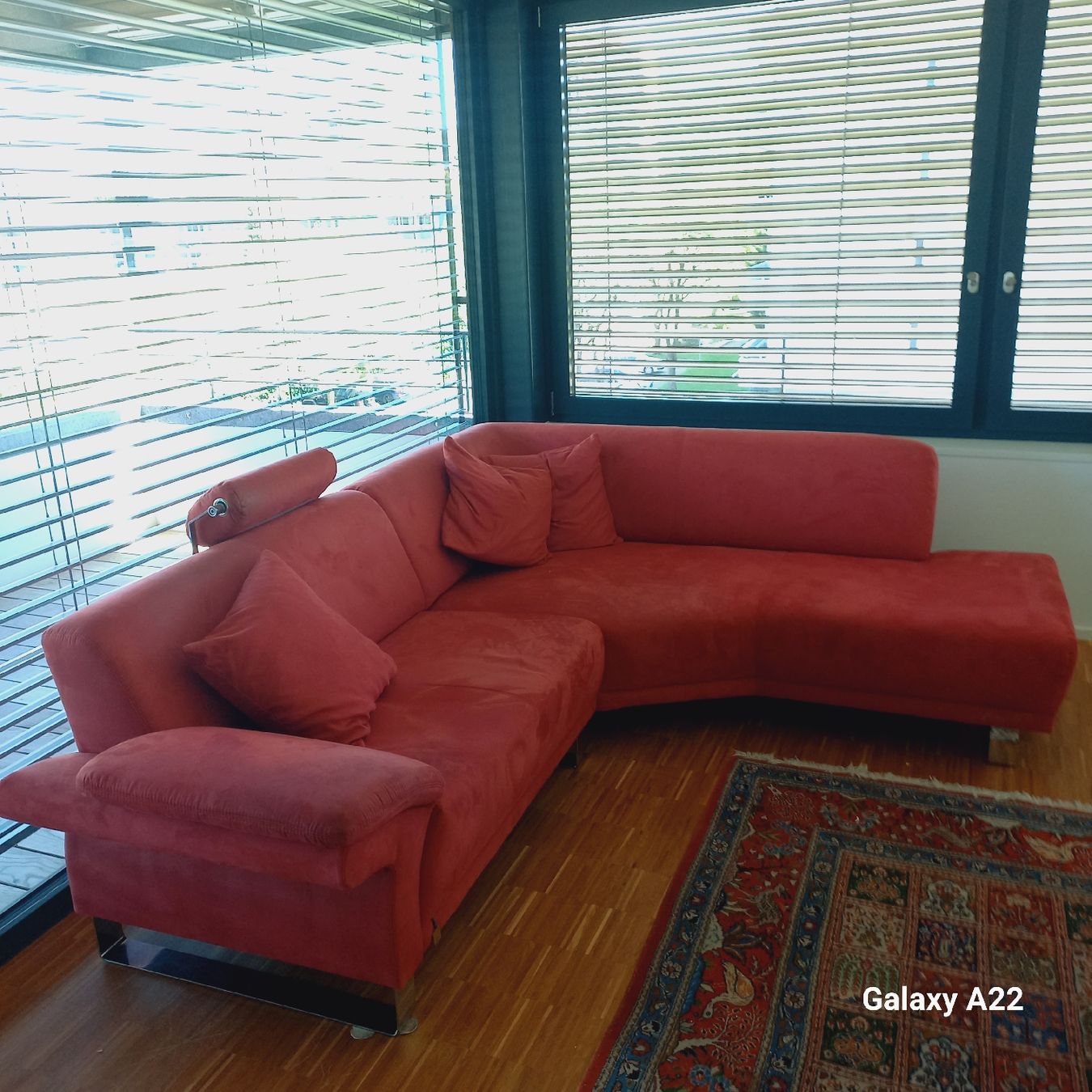 Divani: Gemütliches Ecksofa in tollem Rot – Usato da Reinach BL venduto da teb_qx27 1