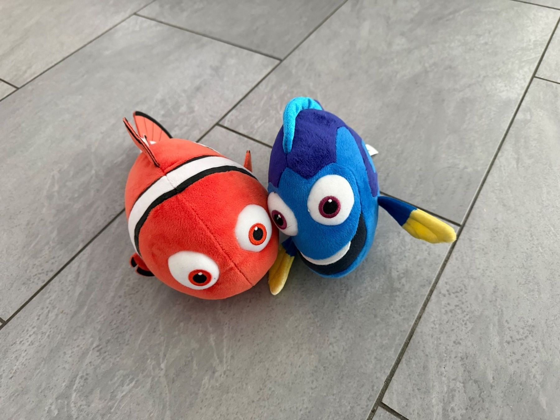 Disney Giocattoli: Plüsch Nemo und Dory  - Disney Pixar – Nuovo (secondo la descrizione) da Bülach venduto da Loredana13 1