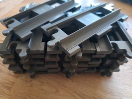 Lots de rails Lego Duplo + pièces diverses 